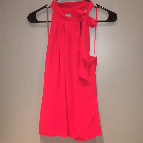 ❤️ 5/$15 😍 Red Express Top with Bow ❤️ - Picture 1 of 3
